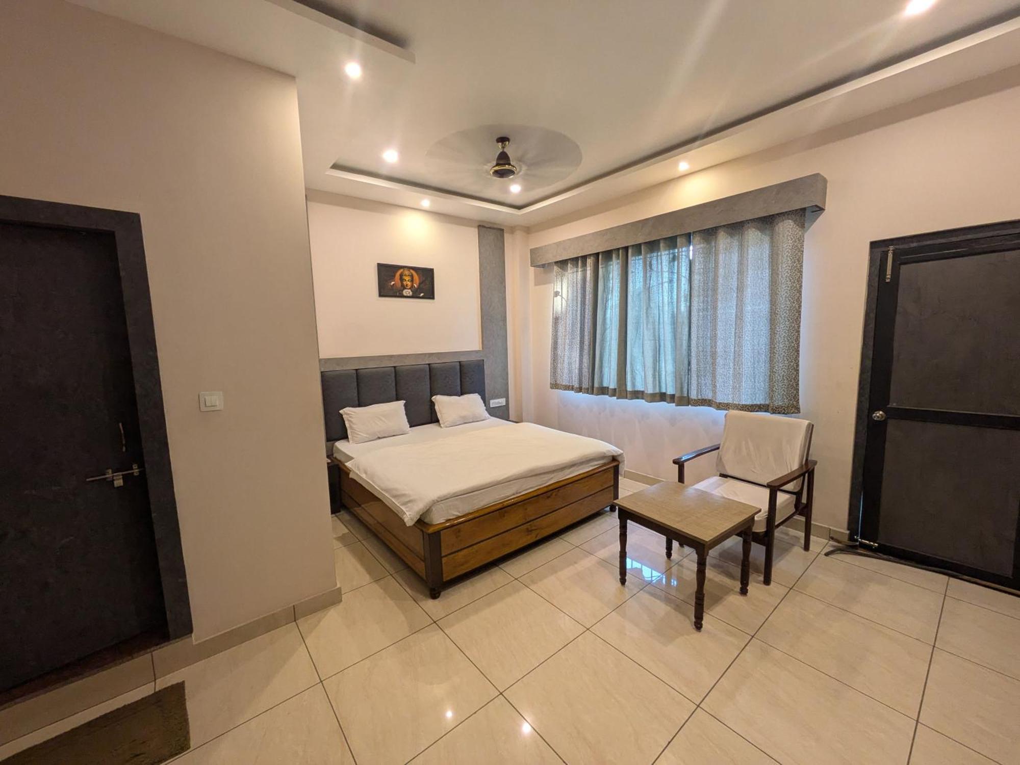 Kishori Vatika Hotell Ramnagar  Exteriör bild
