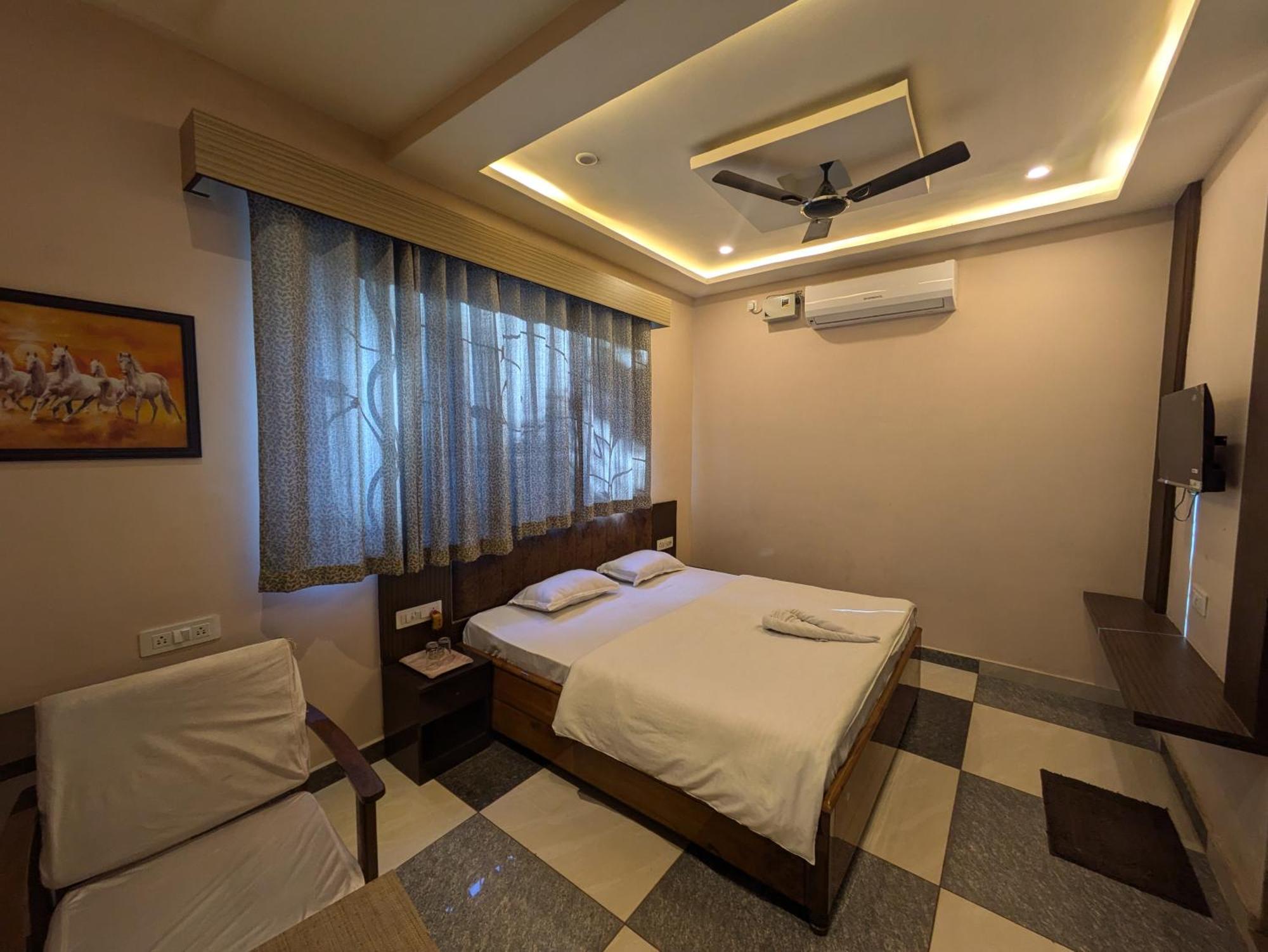 Kishori Vatika Hotell Ramnagar  Exteriör bild